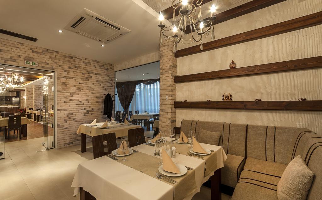 Grand Royale Complex & 4*