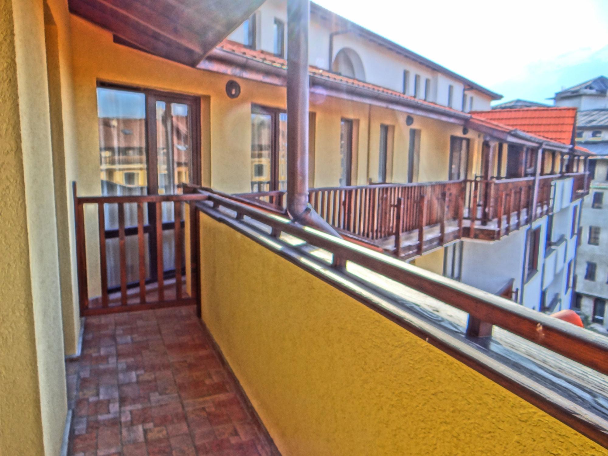 מלון דירות Grand Royale Complex & 4*