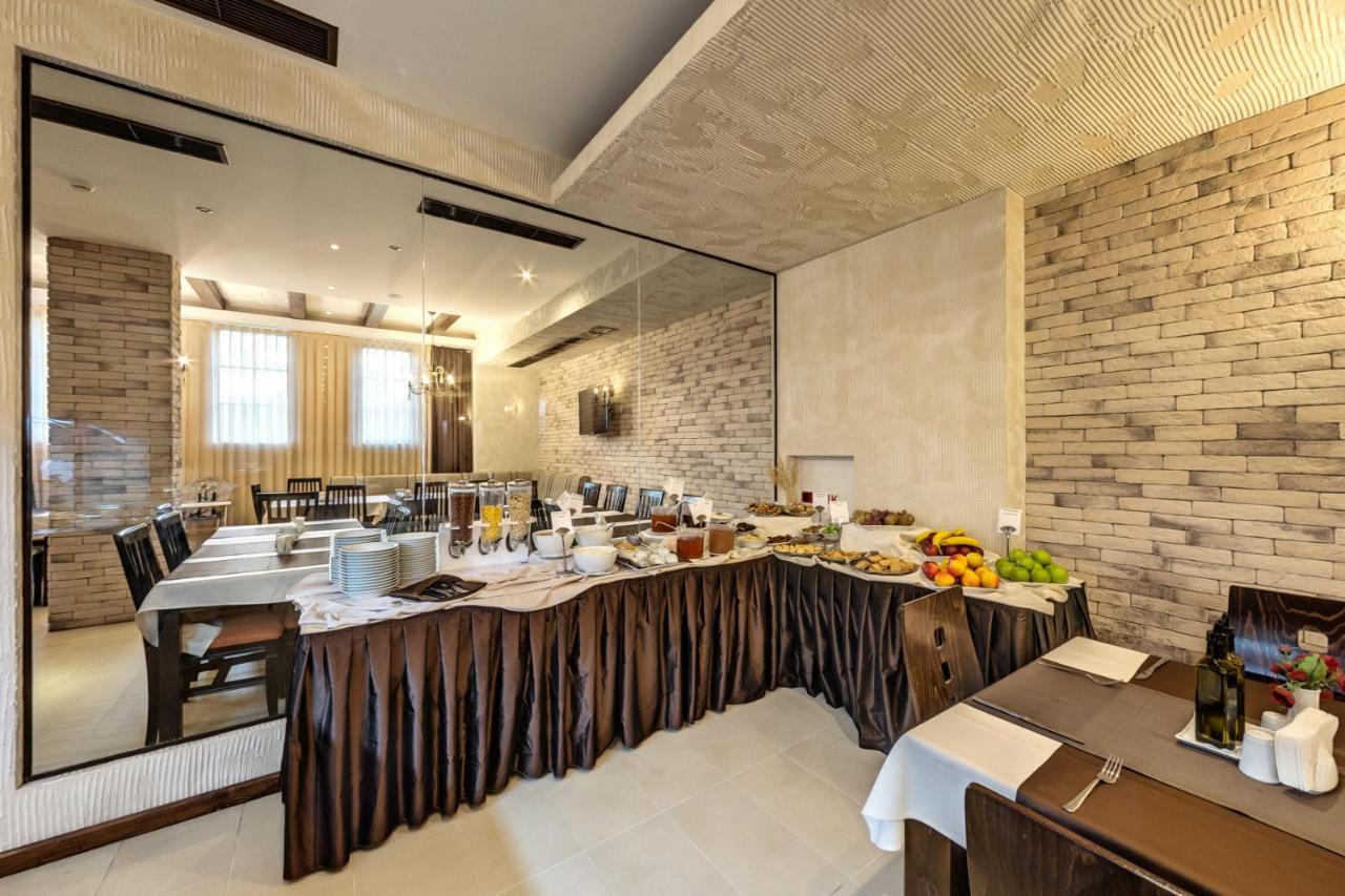 Grand Royale Complex & Aparthotel 4*